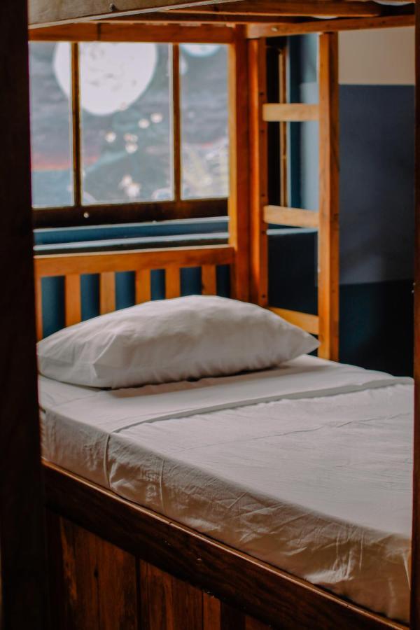 Santo Bar Hostel Paraty